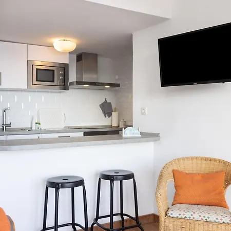 Home2book Poris Ocean View شقة